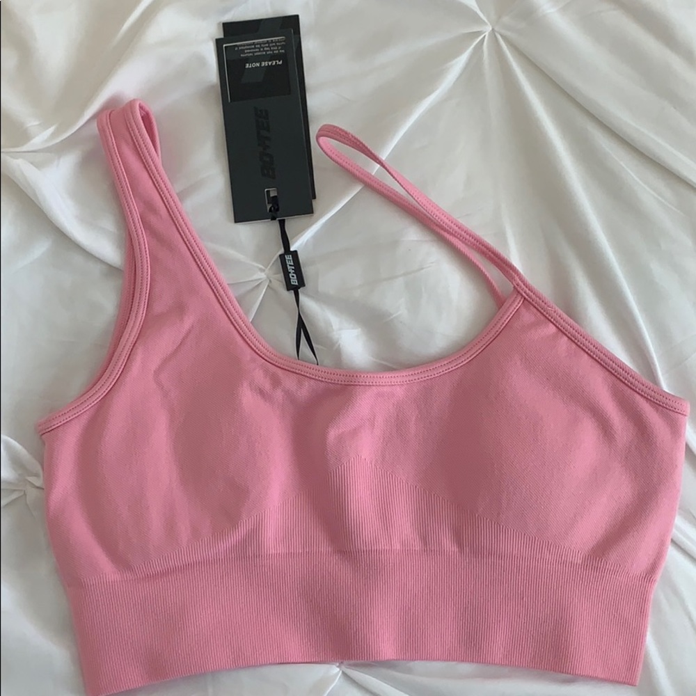 NWT BO+TEE Sports Bra, size M
